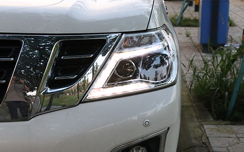 成都日產(chǎn)途樂(lè)車(chē)燈改裝led透鏡效果
