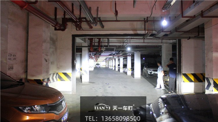 成都天一車(chē)燈福特猛禽改車(chē)燈改裝保力獅Laser激光大燈遠(yuǎn)光實(shí)拍