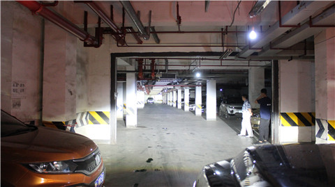 成都天一車燈福特猛禽改車燈遠(yuǎn)光效果實(shí)拍