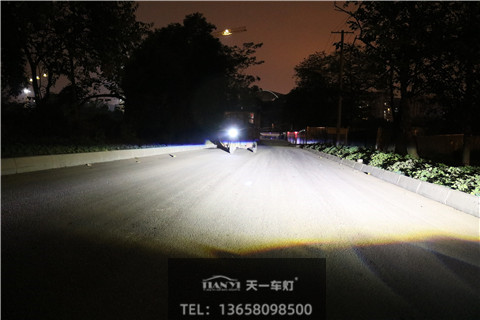 天一車燈米石LED雙光透鏡近光效果實拍 切線明顯 不影響對面車輛視線