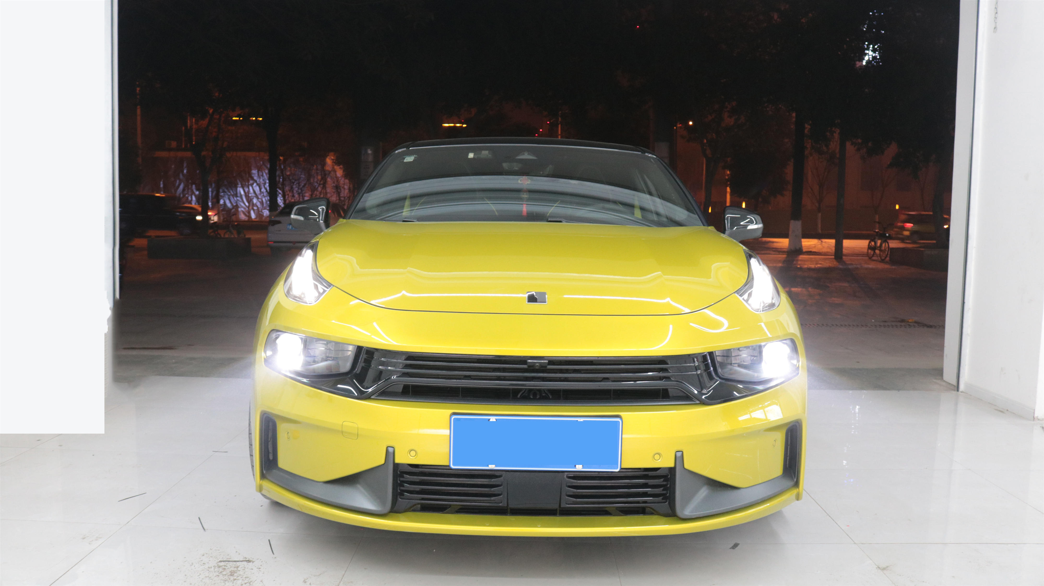 領(lǐng)克03+車(chē)燈改裝效果